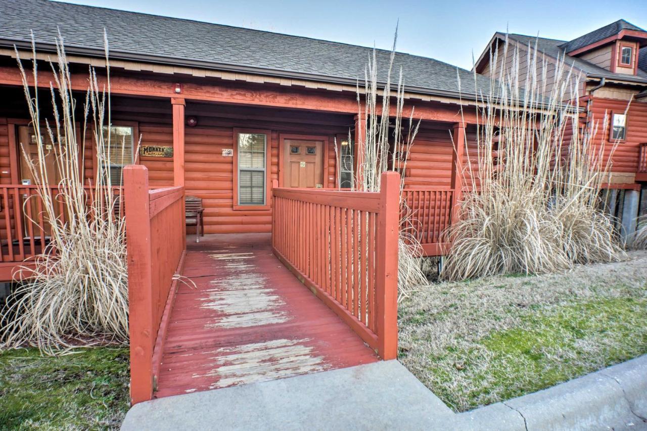 Cabin-Style Studio Right Off The Branson Strip! Apartman Kültér fotó